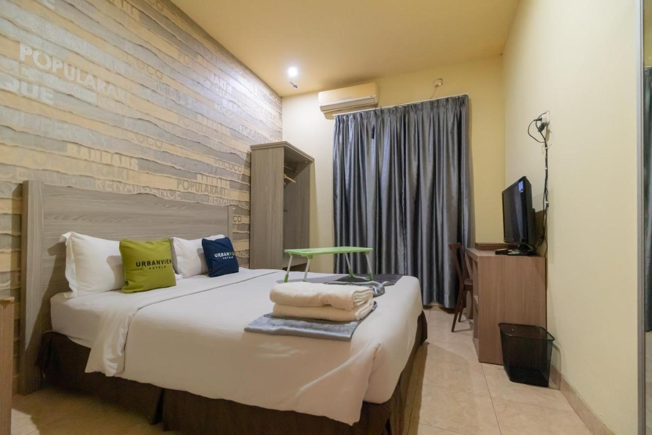 Urbanview Hotel Best Skip Palembang Exteriér fotografie