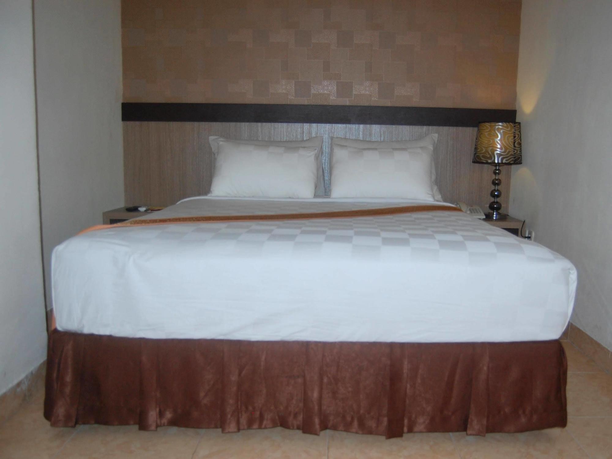 Urbanview Hotel Best Skip Palembang Exteriér fotografie